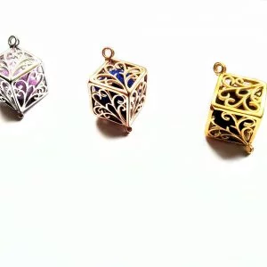 Colar difusor pessoal cubo